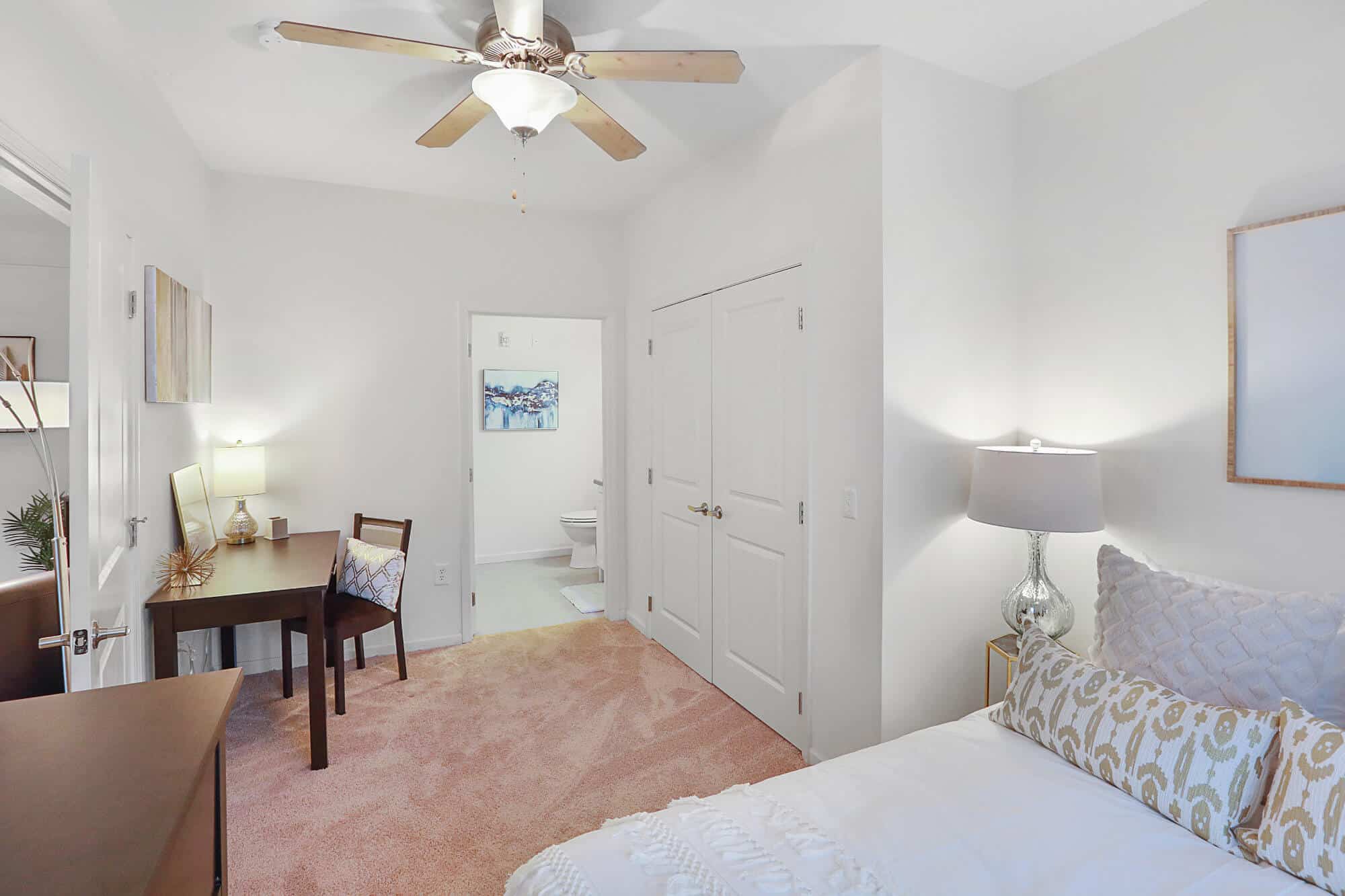 greene crossing off campus apartments near the university of south carolina private fully furnished bedrooms attached bathroom and walk in closet